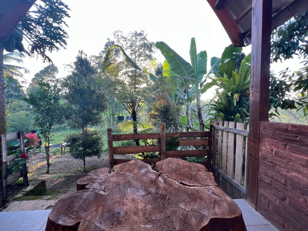 Tetebatu Sunrise Homestay エクステリア 写真